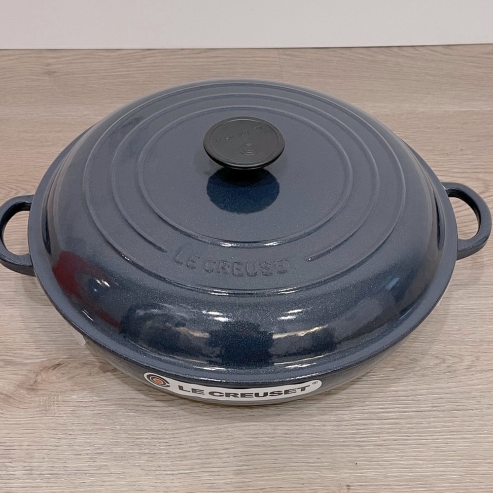 ISO LE CREUSET MIDNIGHT BLUE 5QT BRAISER